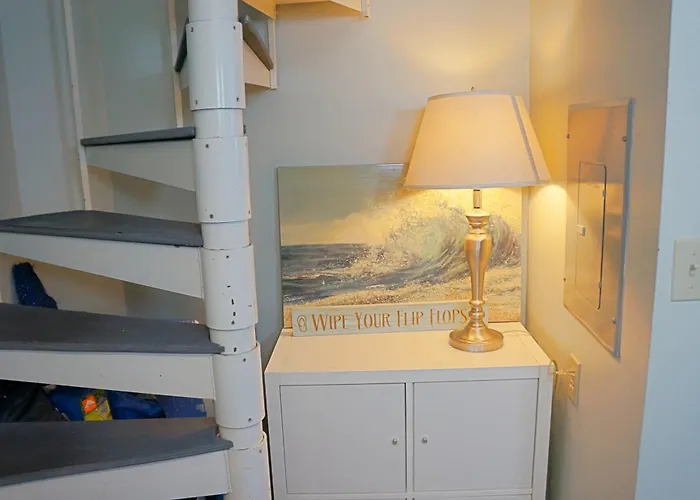 Ferienhaus Charming 1-bedroom At Raffles In North Ocean City, Steps From Northside Park *