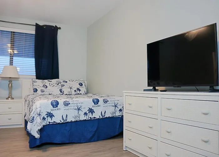 Ferienhaus Charming 1-bedroom At Raffles In North Ocean City, Steps From Northside Park Ocean Stadt