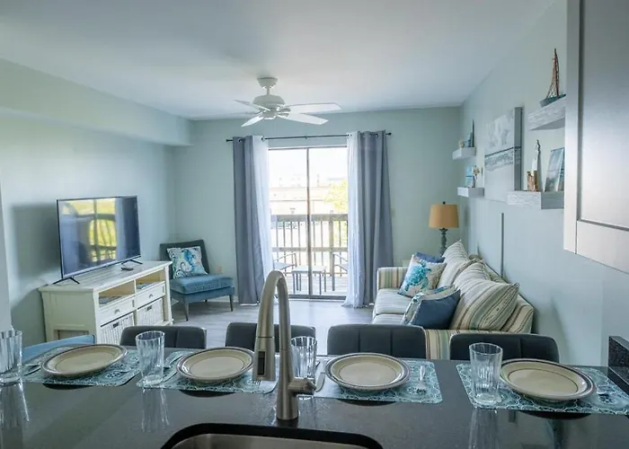 Charming 1-bedroom At Raffles In North Ocean City, Steps From Northside Park Ferienhaus *